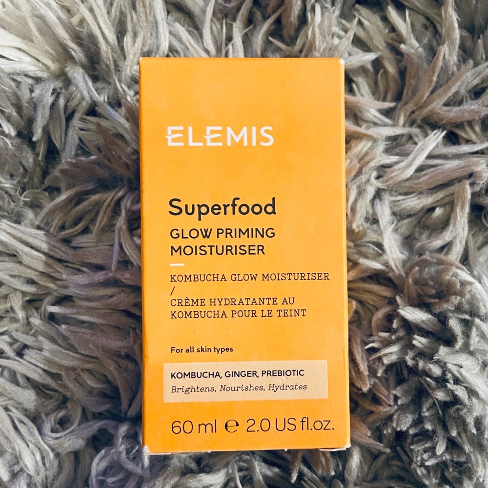 Elemis super food GLOW priming moisturizer